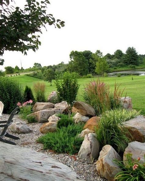 25 Beautiful Front Yard Rock Garden Landscaping Design
