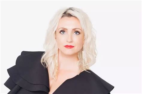 comedian eleanor conway reveals how she got funny after ditching drinking binges mirror online