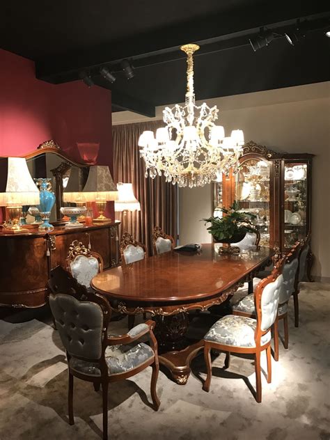 New italian design classic dining room with table+14 chairs+2 vitrine+buffet & mirror.this goods is ready to ship. 10 Luxury Dining Rooms With Inspiring Baroque Style