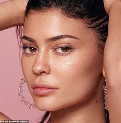 Kylie Jenner Makeup Daily Mail Famous Person