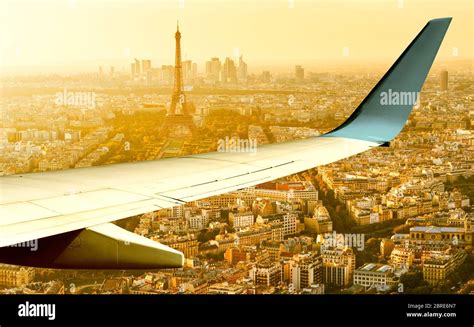 Aerial View Of Paris From Plane Hi Res Stock Photography And Images Alamy