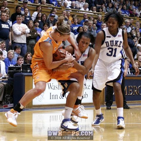 DWHOOPS COM Captioned Photo Gallery Tennessee Duke