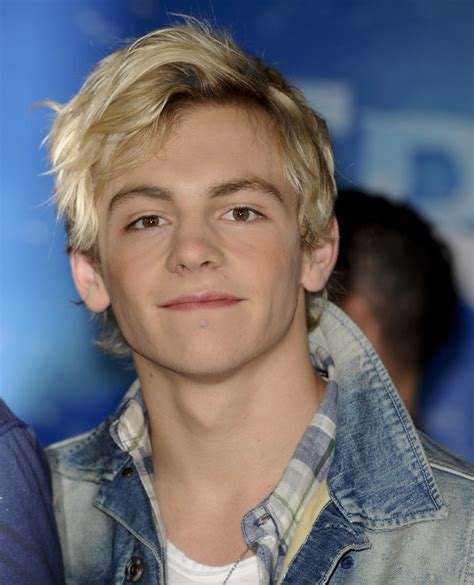 Ross Lynch Picture 17 Film Premiere Frozen