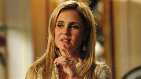 Esta página é dedicada a todos que admiram o trabalho da atriz adriana esteves. Adriana Esteves não pensou em Carminha como vilã em ...