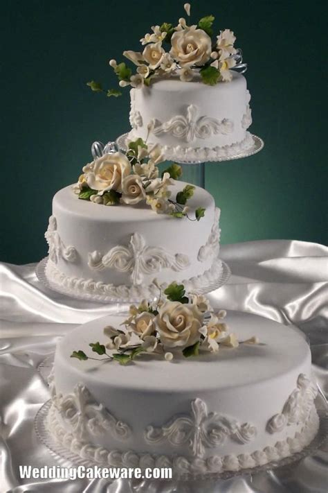 Perfect Three Tier Wedding Cake Stand With Tier Cascade Wedding Cake