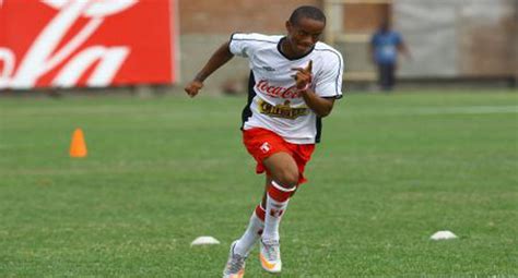 André carrillo se convirtió en nuevo jugador del al hilal de arabia saudita. Fútbol Peruano: Ruidíaz y Carrillo convocados nuevamente a ...