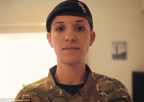 Hannah Winterbourne La Primera Capitana Trans Del Ejército De Reino Unido