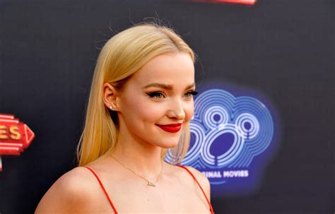 Dove Cameron Cried At The Last Liv And Maddie Table Read Teen Vogue
