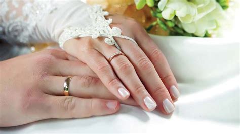 Https://tommynaija.com/wedding/do You Wear Wedding Ring All The Time