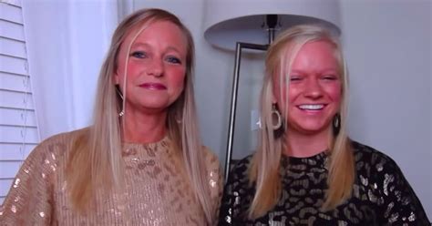 People Think Women Are Twins In A Mother And Daughter Viral Video