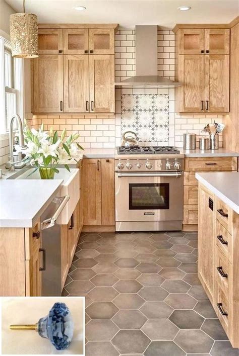 To optimize the elegant impression of cherry kitchen cabinets, you must be smart in adjusting the color contrast in the kitchen. Dark, light, oak, maple, cherry cabinetry and cherry wood ...