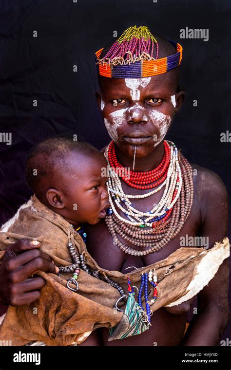 A Portrait Of A Mother And Child From The Karo Tribe Kolcho Village