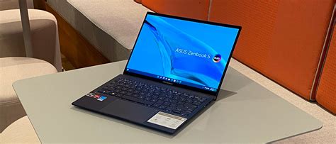 Asus Zenbook S 13 Oled Review Ryzen 6800u Goes Thin Toms Hardware