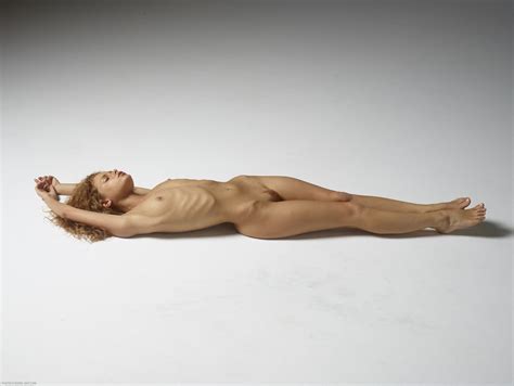 Julia In Nude Figures By Hegre Art Erotic Beauties
