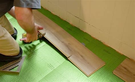 Vinyl flooring is two kinds. How to Install Floating Vinyl Flooring