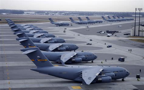 Gray Airliner Lot Boeing C 17 Globemaster Iii Military Aircraft Us