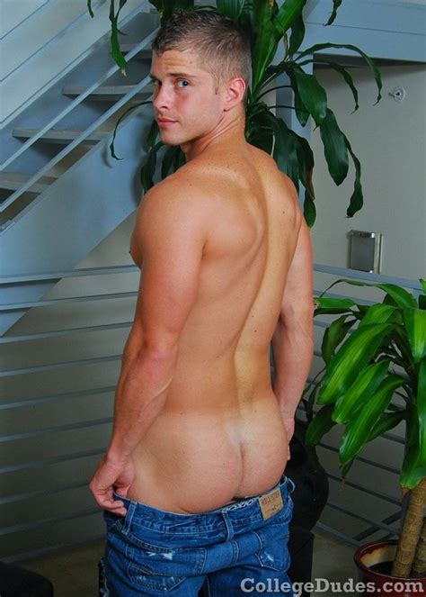 Model Of The Day Quinn College Dudes Daily Squirt