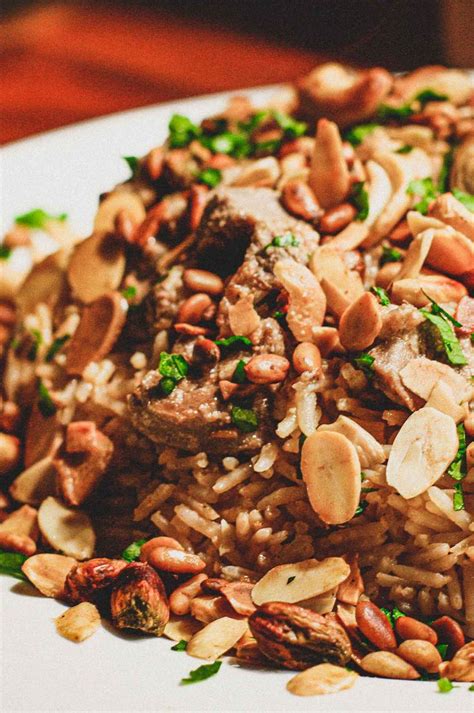3 turn the rice out on to a dish, and then lay out stripes of each of the jewels across the top in pretty little rows, trying to contrast the colours. Jordanian Lamb Mansaf | A delicious rice dish from ...