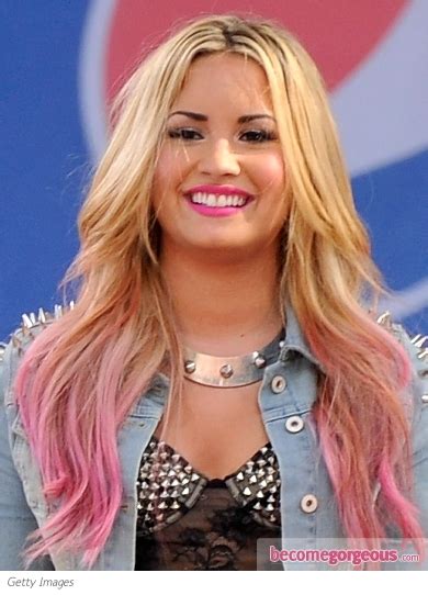 Pictures Demi Lovato Hairstyles Demi Lovatos Pink Dip