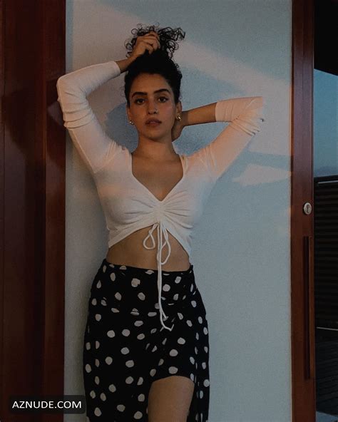 Sanya Malhotra Hot Sexy Bold Pics Collection March 2021 Aznude
