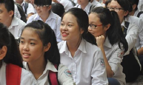 Kế tiếp là điểm chuẩn xét tuyển lớp 10 vào trường thực hành sư phạm (đại học cần thơ) 33,65 điểm; Điểm chuẩn vào lớp 10 THPT tại Đà Nẵng năm học 2014 - 2015
