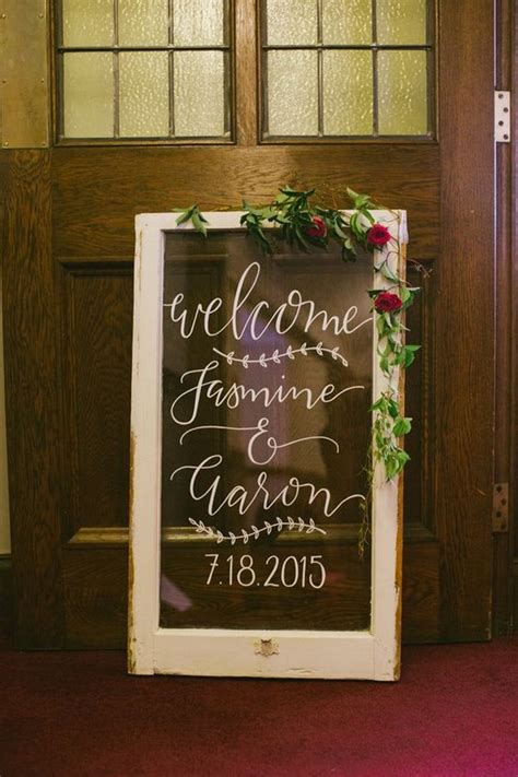 20 Diy Wedding Decoration Ideas With Vintage Windows Emmalovesweddings