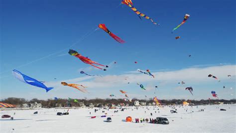 Go Fly A Kite At The Color The Wind Kite Festival In ‪‪clear Lake Iowa Cbs News