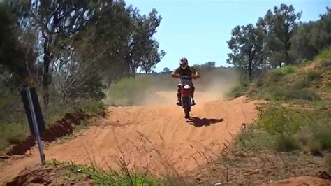 Creditreform paderborn verleiht bonitätszertifikat an finke formenbau gmbh. 2014 Finke Desert Race - Bikes - YouTube