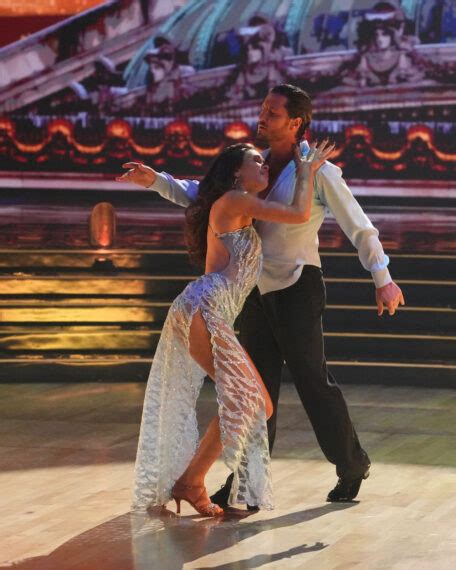 Gabby Windey On Vulnerability Of Dwts Vs Bachelorette As Val