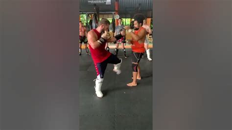 rafael fiziev teaches counter combination in kickboxing class tiger muay thai youtube