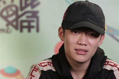 Chinese Rapper Under Fire For Sexist Lyrics Blames Influence Of ‘black