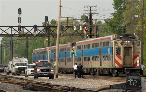 Metra azienda leader per la produzione di alluminio estruso. Metra Electric Line trains delayed - Chicago Tribune