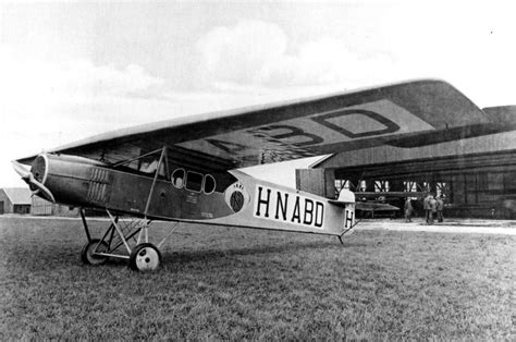 Klms First Passenger Aircraft