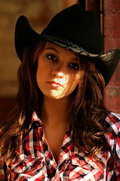 Pin By Tommy Lambert On ♥•southern Sass•♥ Country Girls Cowgirl Look