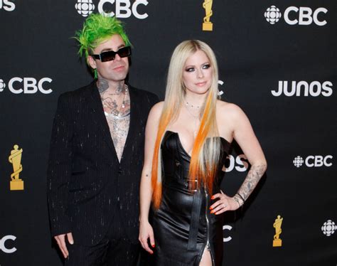 Mod Sun Pens Romantic Birthday Message To Avril Lavigne Someday Soon Youll Be My Wife