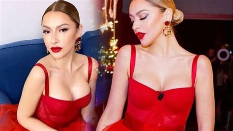 2003'te, idol yarışmalarının belçika ayağı olan idool 2003'e katıldı. Hadise'den 'Güçlü Kadın' paylaşımı!
