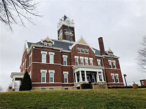 Perry County Courthouse In Perryville Missouri Paul Chandler February