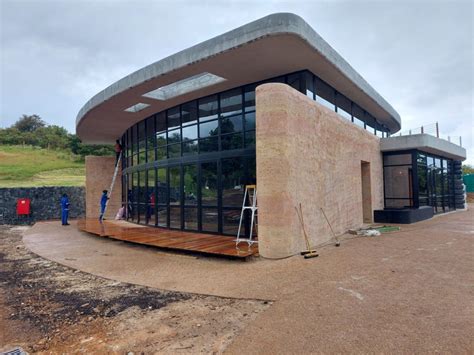 Natural Building Collective Builds Centre At Helderberg Nature Reserve