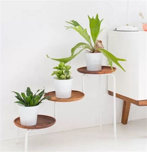 It took me about 45 minutes to an hour to make my rendition of your project. 36+ DIY Plant Stand Ideas for Indoor and Outdoor Decoration