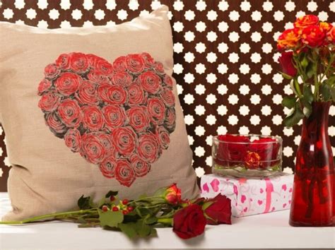 This classic holiday of romance isn't hard to nail with a little planning. 55 Best Valentine's Day Gifts for Her 2019. Good Gift Ideas for Girlfriend or Wife