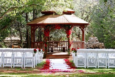 13 Santa Fe Wedding Venues With Southwestern Style