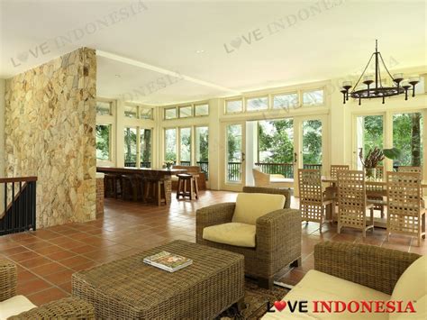 Villa kami memiliki view yang sangat indah dan memanjakan mata 2. Plataran Puncak, Villa dengan Sebuah Keharmonisan Alam di Puncak - Love Indonesia