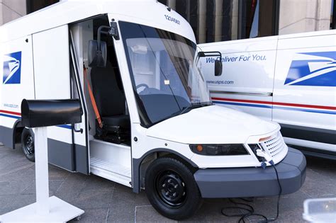 Postal Service Pledges Move To All Electric Delivery Fleet