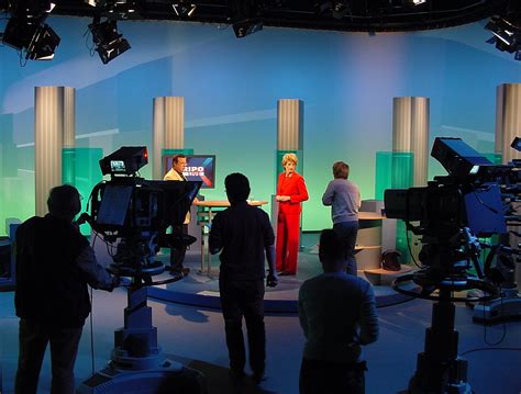 Livenewsnow.com is presenting hd broadcast of cnn live stream for free. Television studio - Wikipedia