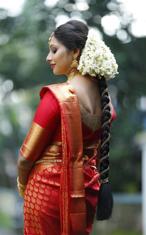 pin by krishnendhu on kerala hindu brides bridal hairstyle indian wedding hindu bride kerala