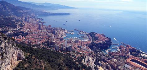 Monaco is bordered by france in the north, west and east. Monaco: Willkommen im Fürstentum!