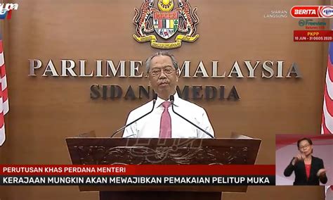 Social media exploded with wisecracks and memes after news of prime minister muhyiddin yassin being taken to hospital for diarrhea was released to the public. Muhyiddin Pakai Mask : Lee Chong Wei Urges Malaysians To ...