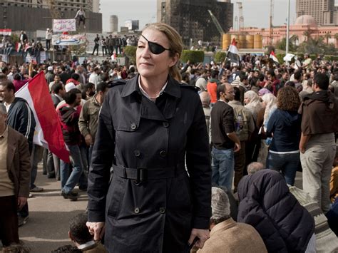 Marie Colvin Homs Broadcast Telling Legendary Journalist Marie Colvin S Story In A Private War