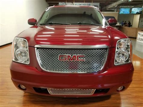 2011 Gmc Yukon Xl 1500 Denali 111502 Miles Red 4d Suv Rwd Auto