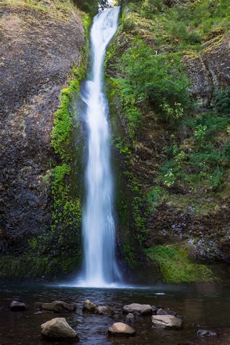 Plotograph Of Horsetail Falls In Columbia River Gorge Horsetail